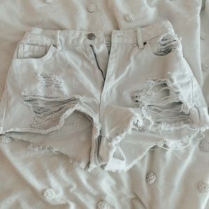 White jean jean shorts size 24